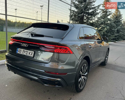 Серый Ауди Q8, объемом двигателя 3 л и пробегом 90 тыс. км за 68500 $, фото 26 на Automoto.ua