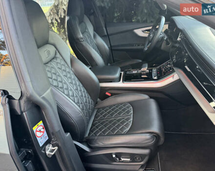 Серый Ауди Q8, объемом двигателя 3 л и пробегом 90 тыс. км за 68500 $, фото 62 на Automoto.ua