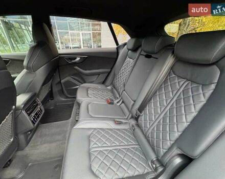 Серый Ауди Q8, объемом двигателя 3 л и пробегом 20 тыс. км за 87000 $, фото 84 на Automoto.ua