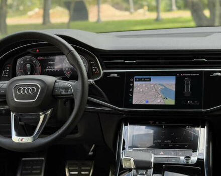 Серый Ауди Q8, объемом двигателя 2.97 л и пробегом 28 тыс. км за 84999 $, фото 26 на Automoto.ua