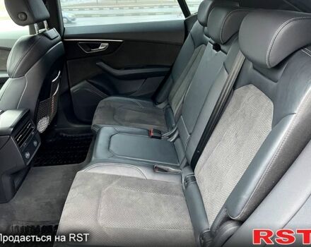 Серый Ауди Q8, объемом двигателя 3 л и пробегом 130 тыс. км за 68000 $, фото 11 на Automoto.ua
