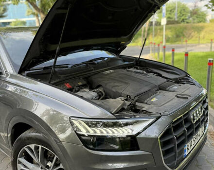 Серый Ауди Q8, объемом двигателя 2.97 л и пробегом 28 тыс. км за 84999 $, фото 8 на Automoto.ua