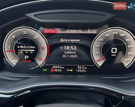 Серый Ауди Q8, объемом двигателя 2.97 л и пробегом 40 тыс. км за 82000 $, фото 12 на Automoto.ua