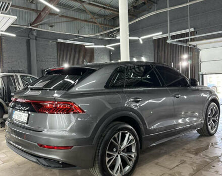 Сірий Ауді Q8, об'ємом двигуна 2.97 л та пробігом 52 тис. км за 75500 $, фото 19 на Automoto.ua
