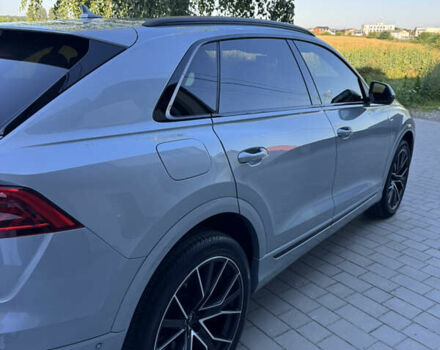 Серый Ауди Q8, объемом двигателя 3 л и пробегом 34 тыс. км за 68000 $, фото 4 на Automoto.ua