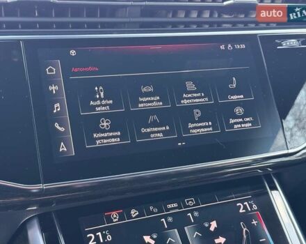 Сірий Ауді Q8, об'ємом двигуна 3 л та пробігом 67 тис. км за 73000 $, фото 47 на Automoto.ua