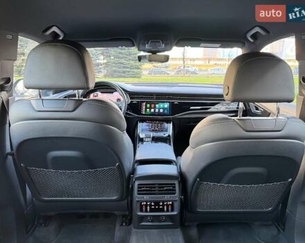 Сірий Ауді Q8, об'ємом двигуна 3 л та пробігом 67 тис. км за 73000 $, фото 72 на Automoto.ua