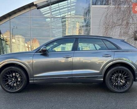 Сірий Ауді Q8, об'ємом двигуна 3 л та пробігом 67 тис. км за 73000 $, фото 24 на Automoto.ua