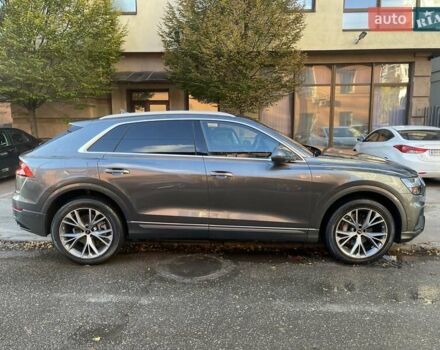Серый Ауди Q8, объемом двигателя 3 л и пробегом 36 тыс. км за 64550 $, фото 4 на Automoto.ua