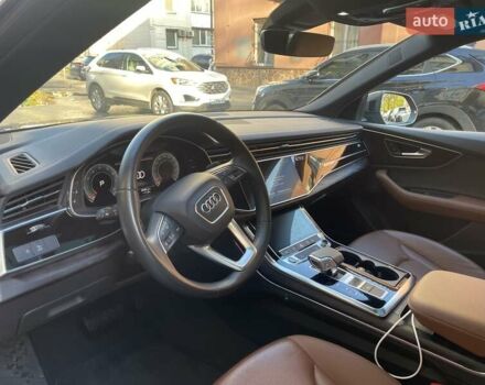 Серый Ауди Q8, объемом двигателя 3 л и пробегом 36 тыс. км за 64550 $, фото 7 на Automoto.ua