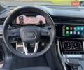 Сірий Ауді Q8, об'ємом двигуна 3 л та пробігом 67 тис. км за 73000 $, фото 35 на Automoto.ua