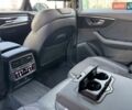 Сірий Ауді Q8, об'ємом двигуна 3 л та пробігом 67 тис. км за 73000 $, фото 71 на Automoto.ua