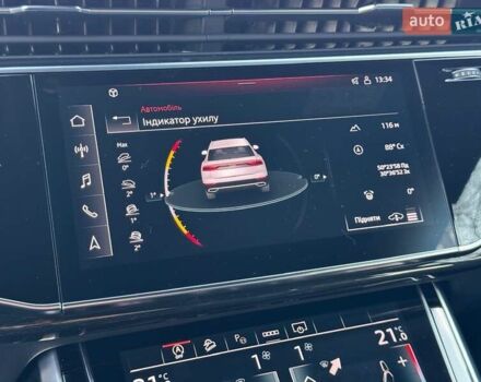 Сірий Ауді Q8, об'ємом двигуна 3 л та пробігом 67 тис. км за 73000 $, фото 50 на Automoto.ua