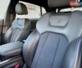 Сірий Ауді Q8, об'ємом двигуна 3 л та пробігом 67 тис. км за 73000 $, фото 31 на Automoto.ua