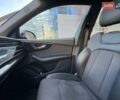 Сірий Ауді Q8, об'ємом двигуна 3 л та пробігом 67 тис. км за 73000 $, фото 66 на Automoto.ua