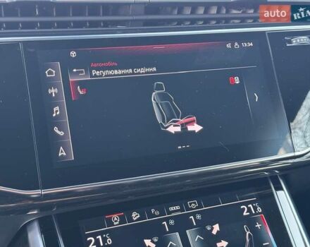 Сірий Ауді Q8, об'ємом двигуна 3 л та пробігом 67 тис. км за 73000 $, фото 52 на Automoto.ua