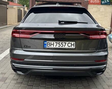Сірий Ауді Q8, об'ємом двигуна 2.97 л та пробігом 57 тис. км за 82000 $, фото 3 на Automoto.ua