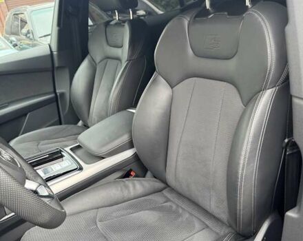 Сірий Ауді Q8, об'ємом двигуна 2.97 л та пробігом 57 тис. км за 82000 $, фото 7 на Automoto.ua