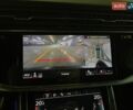 Сірий Ауді Q8, об'ємом двигуна 2.97 л та пробігом 82 тис. км за 89700 $, фото 69 на Automoto.ua