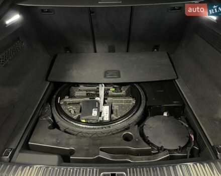 Серый Ауди Q8, объемом двигателя 2.97 л и пробегом 24 тыс. км за 97700 $, фото 24 на Automoto.ua