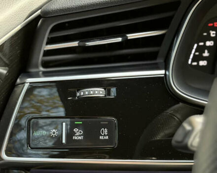 Серый Ауди Q8, объемом двигателя 3 л и пробегом 15 тыс. км за 99500 $, фото 14 на Automoto.ua