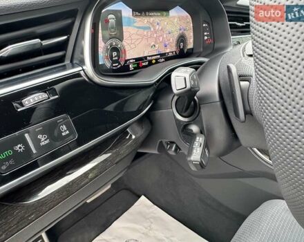 Серый Ауди Q8, объемом двигателя 3 л и пробегом 2 тыс. км за 106000 $, фото 35 на Automoto.ua