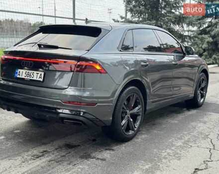 Сірий Ауді Q8, об'ємом двигуна 3 л та пробігом 24 тис. км за 89999 $, фото 25 на Automoto.ua