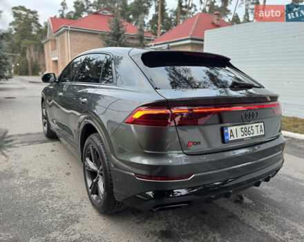 Сірий Ауді Q8, об'ємом двигуна 3 л та пробігом 24 тис. км за 89999 $, фото 24 на Automoto.ua
