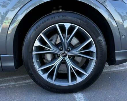 Серый Ауди Q8, объемом двигателя 2.97 л и пробегом 15 тыс. км за 101500 $, фото 13 на Automoto.ua