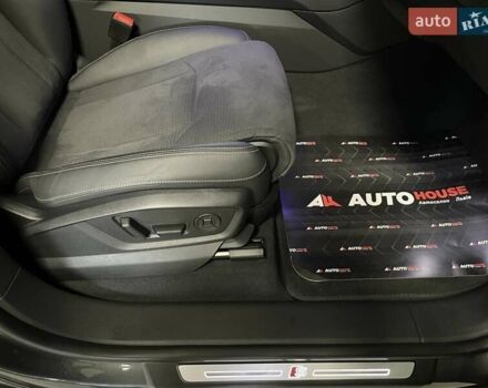 Серый Ауди Q8, объемом двигателя 2.97 л и пробегом 24 тыс. км за 97700 $, фото 42 на Automoto.ua