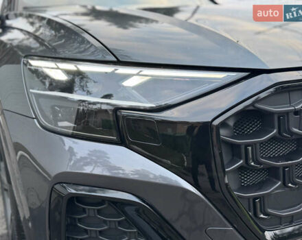 Сірий Ауді Q8, об'ємом двигуна 3 л та пробігом 24 тис. км за 89999 $, фото 55 на Automoto.ua