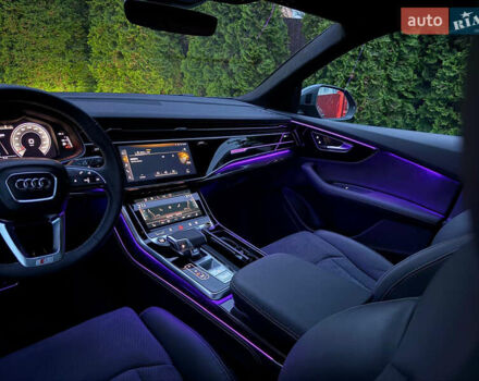 Серый Ауди Q8, объемом двигателя 2.97 л и пробегом 20 тыс. км за 89999 $, фото 10 на Automoto.ua