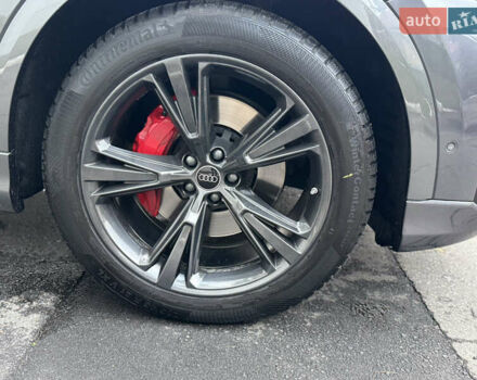 Сірий Ауді Q8, об'ємом двигуна 3 л та пробігом 24 тис. км за 89999 $, фото 16 на Automoto.ua