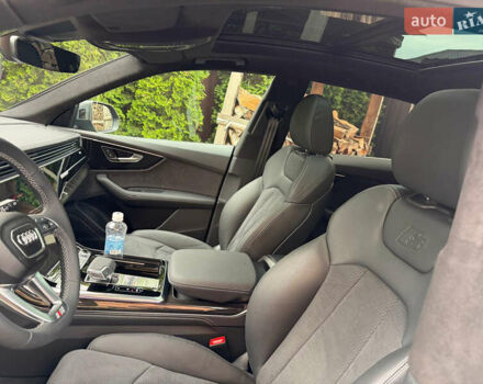 Серый Ауди Q8, объемом двигателя 2.97 л и пробегом 20 тыс. км за 89999 $, фото 3 на Automoto.ua