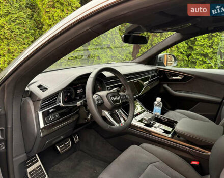 Серый Ауди Q8, объемом двигателя 2.97 л и пробегом 20 тыс. км за 89999 $, фото 2 на Automoto.ua