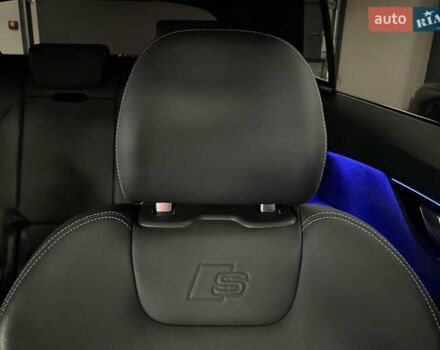 Серый Ауди Q8, объемом двигателя 2.97 л и пробегом 24 тыс. км за 97700 $, фото 30 на Automoto.ua