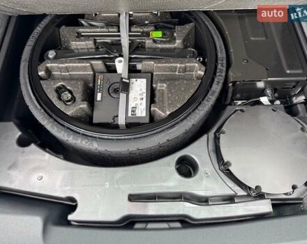 Серый Ауди Q8, объемом двигателя 3 л и пробегом 2 тыс. км за 106000 $, фото 20 на Automoto.ua