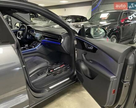 Серый Ауди Q8, объемом двигателя 2.97 л и пробегом 24 тыс. км за 97700 $, фото 40 на Automoto.ua