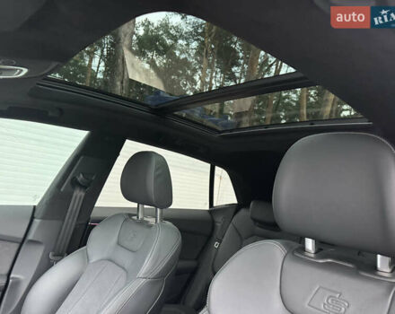 Сірий Ауді Q8, об'ємом двигуна 3 л та пробігом 24 тис. км за 89999 $, фото 32 на Automoto.ua