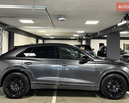 Серый Ауди Q8, объемом двигателя 2.97 л и пробегом 24 тыс. км за 97700 $, фото 9 на Automoto.ua