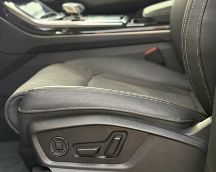 Серый Ауди Q8, объемом двигателя 3 л и пробегом 15 тыс. км за 99500 $, фото 20 на Automoto.ua