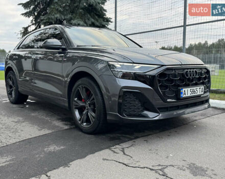 Сірий Ауді Q8, об'ємом двигуна 3 л та пробігом 24 тис. км за 89999 $, фото 2 на Automoto.ua