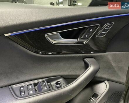 Серый Ауди Q8, объемом двигателя 2.97 л и пробегом 24 тыс. км за 97700 $, фото 27 на Automoto.ua