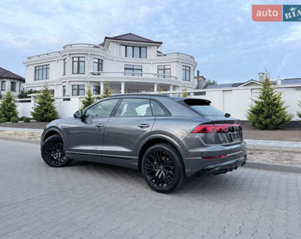 Серый Ауди Q8, объемом двигателя 3 л и пробегом 1 тыс. км за 115900 $, фото 12 на Automoto.ua