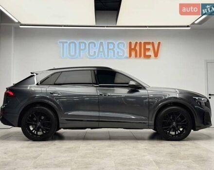 Серый Ауди Q8, объемом двигателя 3 л и пробегом 1 тыс. км за 106900 $, фото 3 на Automoto.ua