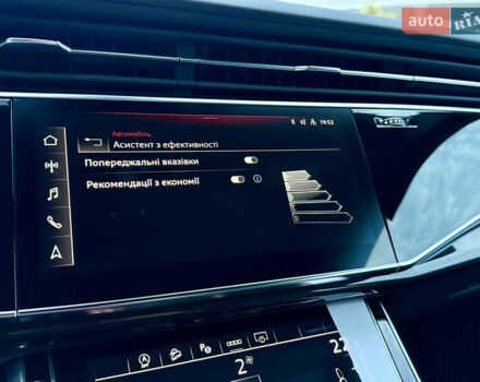 Серый Ауди Q8, объемом двигателя 3 л и пробегом 1 тыс. км за 115900 $, фото 56 на Automoto.ua