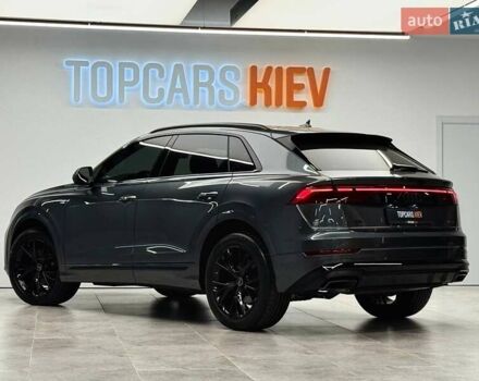 Серый Ауди Q8, объемом двигателя 3 л и пробегом 1 тыс. км за 106900 $, фото 9 на Automoto.ua