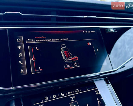 Серый Ауди Q8, объемом двигателя 3 л и пробегом 1 тыс. км за 115900 $, фото 58 на Automoto.ua