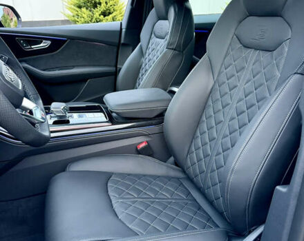 Серый Ауди Q8, объемом двигателя 3 л и пробегом 1 тыс. км за 115900 $, фото 25 на Automoto.ua