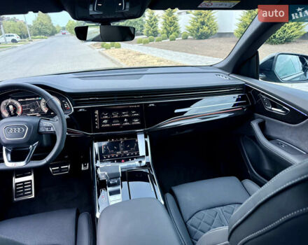 Серый Ауди Q8, объемом двигателя 3 л и пробегом 1 тыс. км за 115900 $, фото 31 на Automoto.ua